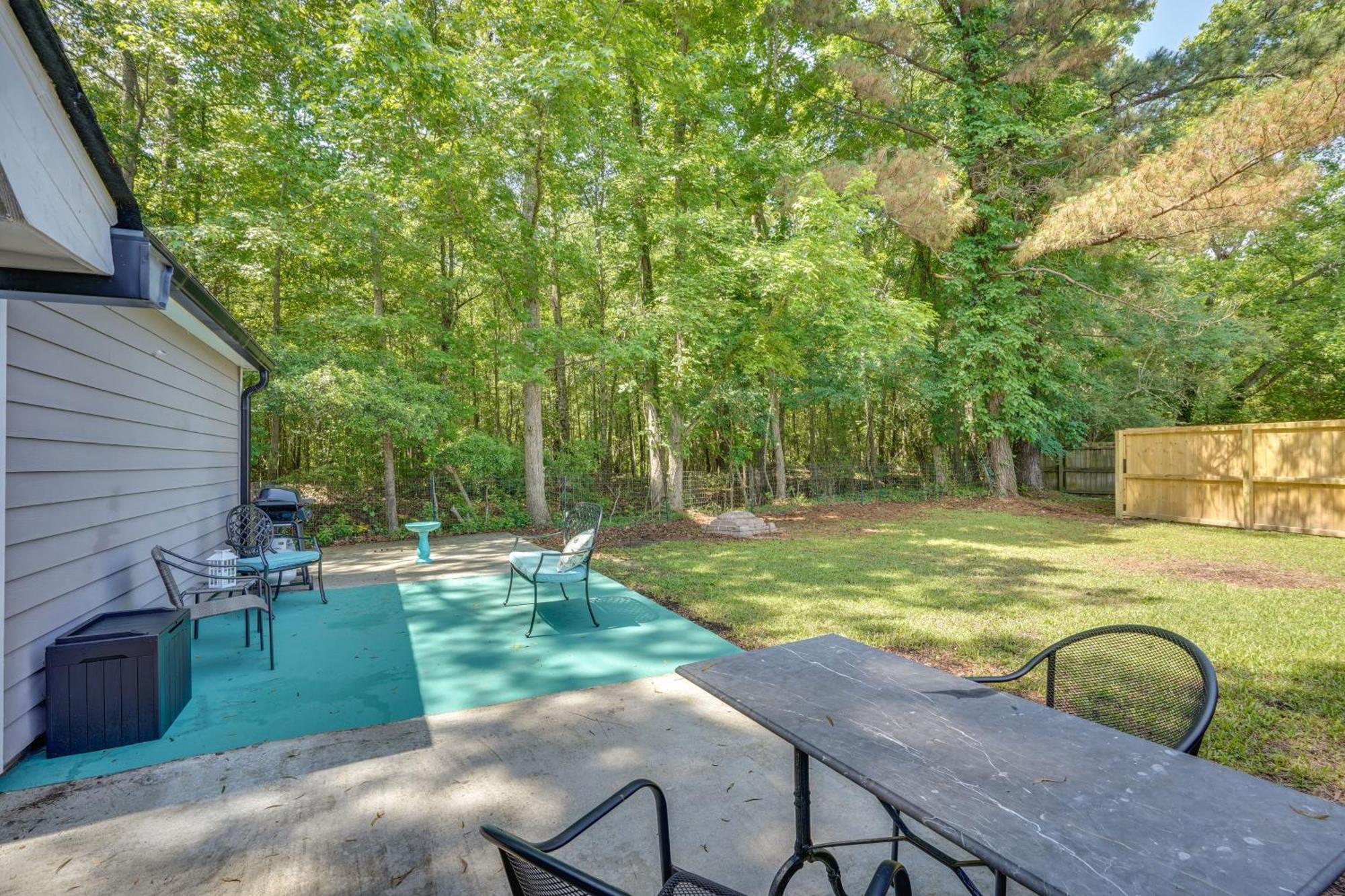 Cozy Goose Creek Escape With Patio And Grill Villa Kültér fotó